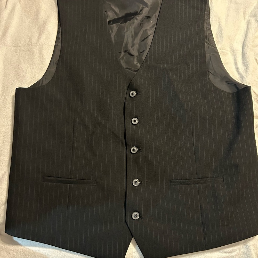 Michael Brandon Men's Black Pinstripe Vest